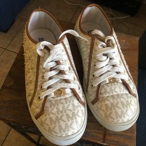 Michael Kors shoes size 7